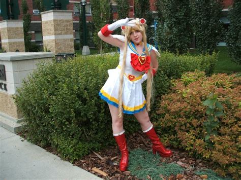 Super Sailor Moon - Cosplay by Sugar-Senshi on DeviantArt