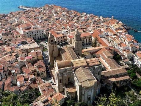 The Cefalu Cathedral - Pilgrim-info.com