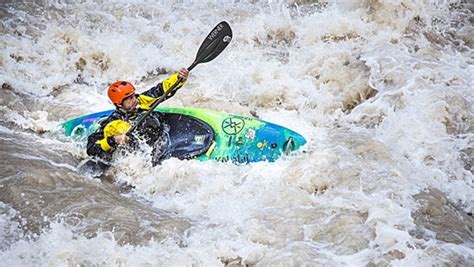 Blind Adventurer Erik Weihenmayer Kayaks the Rapids of the Grand Canyon ...