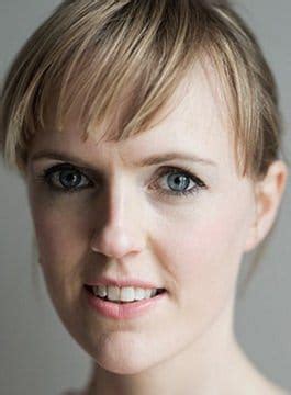 Holly Walsh - Comedian, Writer and Awards Host | Gordon Poole Agency