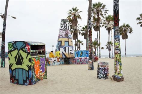 6 Fun Things To Do In Venice Beach--A Funky & Colorful Beach Town