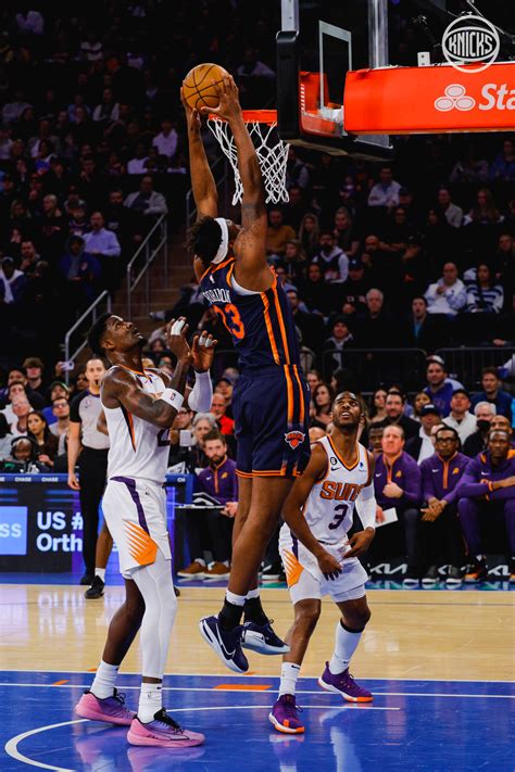 Knicks on the Court: January 2 vs. Suns Photo Gallery | NBA.com