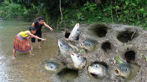 TOP 10 FISHING VIDEO | 3 Years Living Off Grid | Survival Skills Catch Fish, Cooking Fish ...