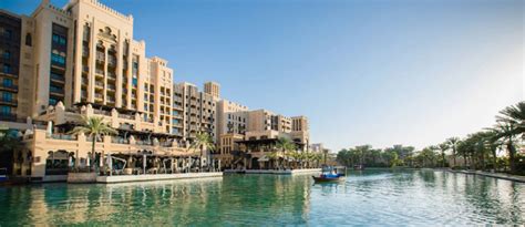 Jumeirah Mina A'Salam Hotel Guide: Rooms, Dining & More - MyBayut