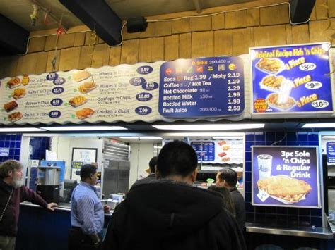 chowder in a bread bowl with a great view - Picture of Ivar's Fish Bar ...