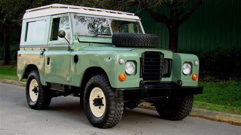 1973 LAND ROVER SERIES III DEFENDER STYLE SPORT UTILITY VEHICLE LEFT ...