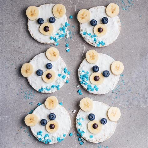 Polar Bear rice cakes | Polar bear snacks, Christmas cake designs, Polar bear cupcake