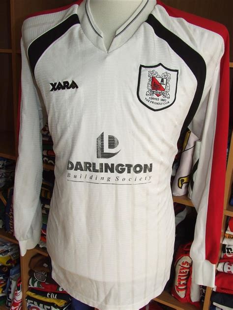 Darlington 2001-02 Home Kit