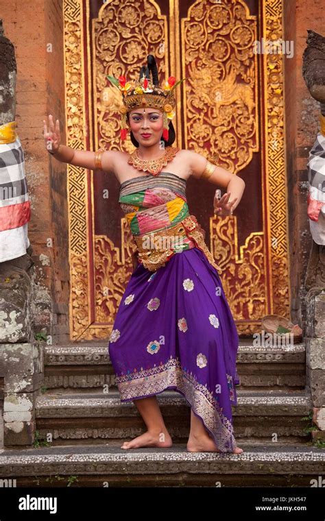 Traditional, Kecak Dance Stock Photo - Alamy