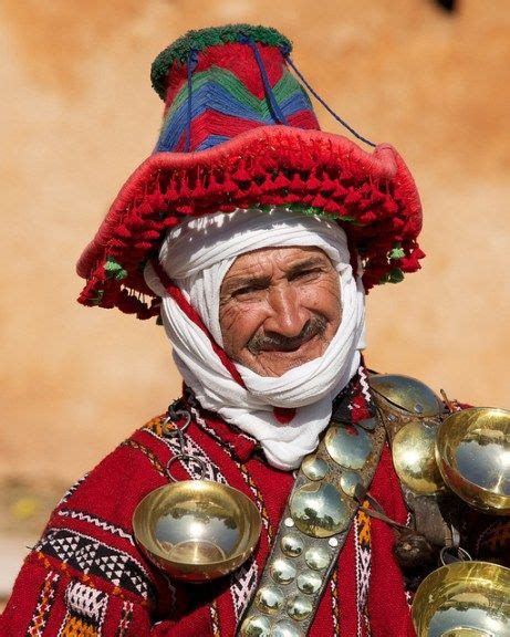 Traditional dress of Morocco | World cultures, Traditional dresses ...