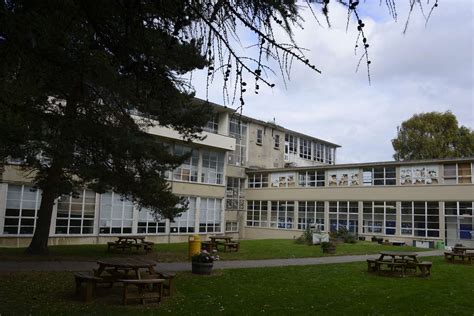 Simon Langton Girls' Grammar School in Canterbury ordered to close by Kent County Council due to ...