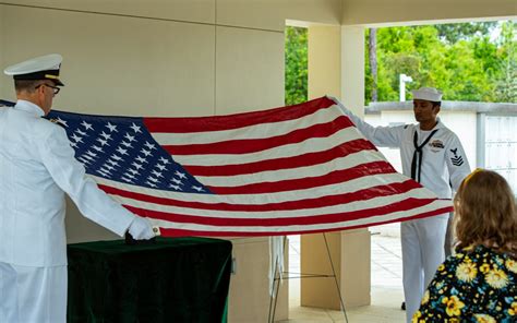 Funeral Arrangements Associated With Military Burial Flags - La Vista ...