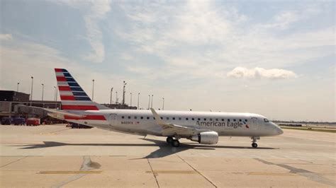 American Airlines Fleet Embraer E175 Details and Pictures