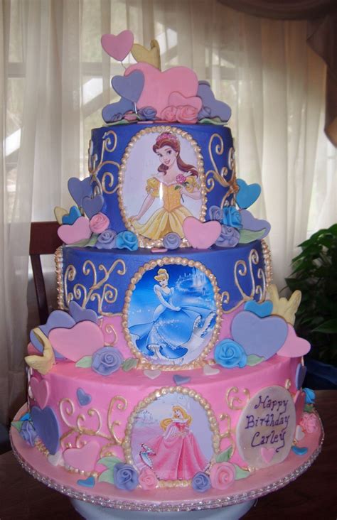 Disney Princess cake | Sarayahs b-day | Pinterest | Gâteau, Gâteaux disney et Gâteaux de fête