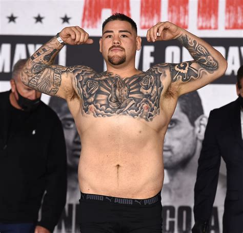 Photos: Andy Ruiz Jr. vs. Chris Arreola weigh-in