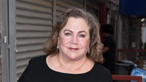 Kathleen Turner Voice: Why is Kathleen Turners voice so raspy? - ABTC