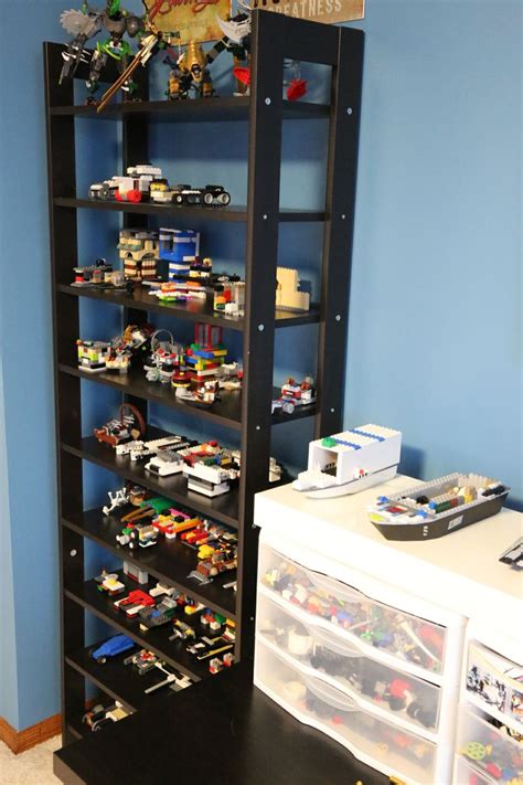 The 25+ best Lego display ideas on Pinterest | Lego shelves, Lego boys rooms and Shelves for legos