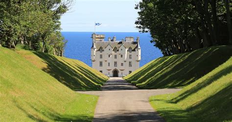 Dunbeath Castle, Scotland (with Map & Photos)