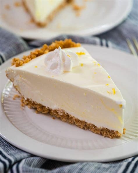 4-Ingredient Lemon Icebox Pie Recipe - Hostess At Heart