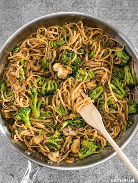 Simple Mushroom Broccoli Stir Fry Noodles - Budget Bytes