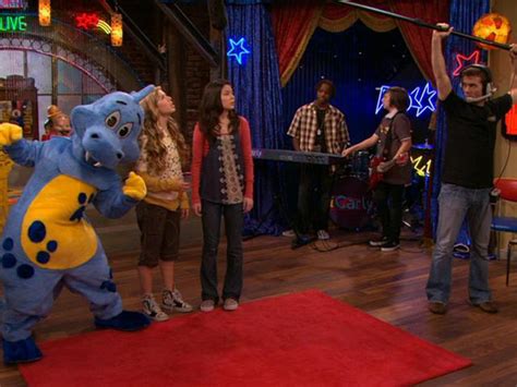 Zeebo | iCarly Wiki | Fandom