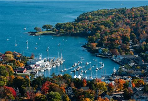 28 Best Things to Do in Camden Maine in 2024 [Videos+Photos]