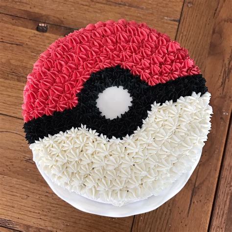 Pokeball Cake | Pokemon birthday party, Pokeball cake, Pokemon birthday