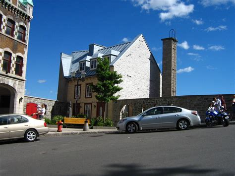 cliffside house | A lone house in the old quarter of Quebec … | Flickr