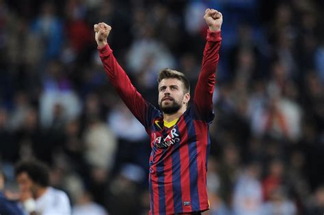 Gerard Pique extends Barcelona contract through 2019 - SBNation.com