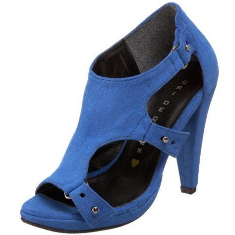 Cri de Coeur Women's Hannah Snap Bootie | Vegan shoes, Vegan shoe brands, Vegan leather shoes