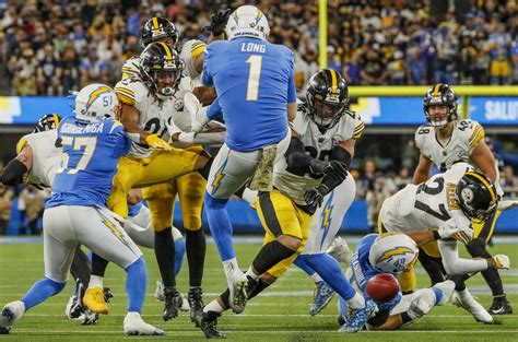 Photos: 13 Biggest moments of Chargers' win over Steelers - Los Angeles ...