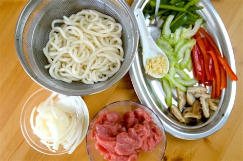 beef-udon-ingredients-s - Taste Of Asian Food