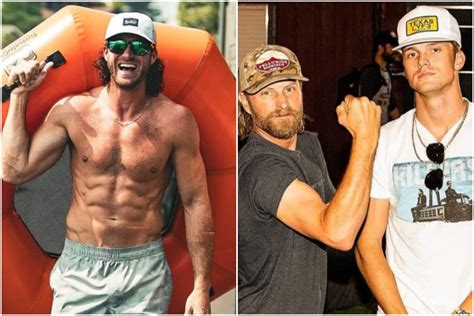 Riley Green's Shirtless Instagram Post Prompts Hilarious Response From Tour Mates Dierks Bentley ...