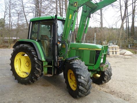 John Deere 6300 Tractor - technikboerse.com