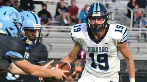 Hoggard football's defensive line depth lets Vikings wear down foes