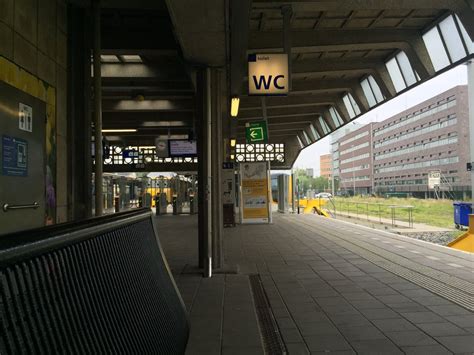 Enschede Station - 12 Photos - Train Stations - Stationsplein 1 ...