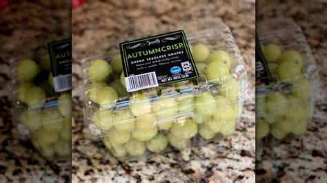 Reddit Is Running To Aldi For Autumncrisp Green Grapes