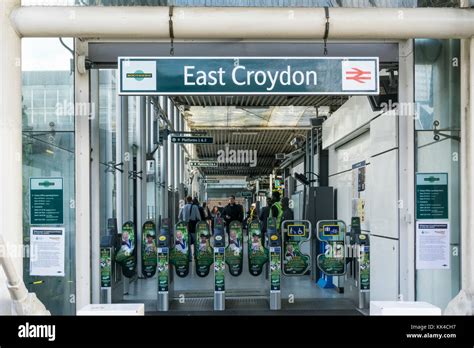 Entrance to East Croydon station Stock Photo - Alamy