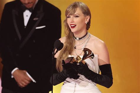 Taylor Swift Makes History With 'Midnights' Album of the Year Win