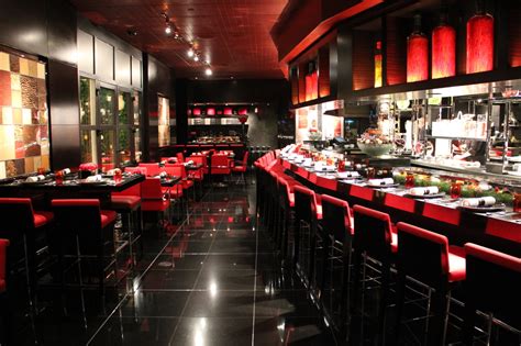 L'Atelier de Joël Robuchon restaurant review — WBP Stars