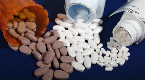 Keep taking your statins: benefits outweigh risks - NPS MedicineWise