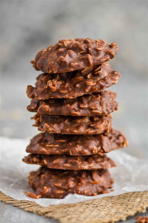 Easy No Bake Chocolate Oatmeal Cookies Recipe | Besto Blog