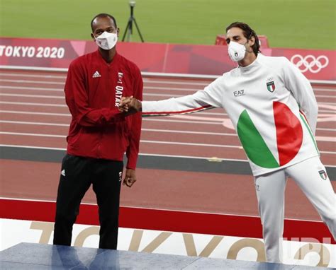 Photo: Men's High Jump Medal Ceremony at the 2020 Olympics in Tokyo ...