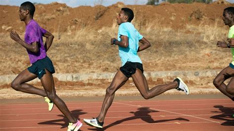 WHY AFRICAN ATHLETES DOMINATE LONG-DISTANCE RACES AND REMAIN UNBEATABLE ...