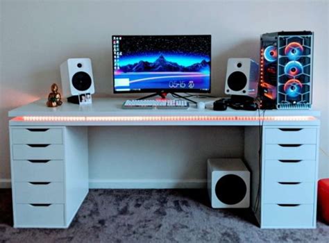 7 High Performance IKEA Gaming Desk for Every Gamer