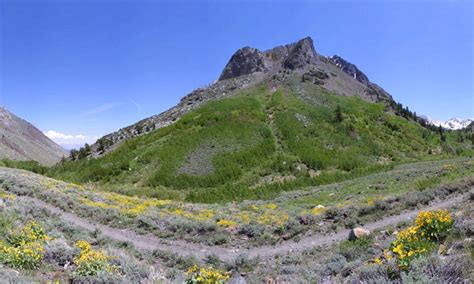 Mammoth Lakes Hiking Trails, California Hikes - AllTrips