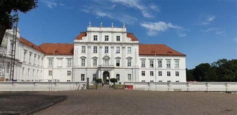 Oranienburg Palace - 2021 All You Need to Know BEFORE You Go (with ...