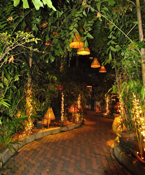 Enchanted Garden Of Lights Value Night - Happy Gardening