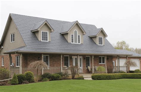 7 Best Metal Roof Shingles: Costs, Features, Reviews | RoofCalc.org