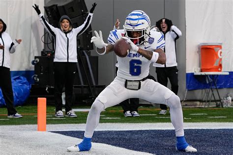 Henigan contribuye con 5 touchdowns; Memphis derrota a Iowa State en ...